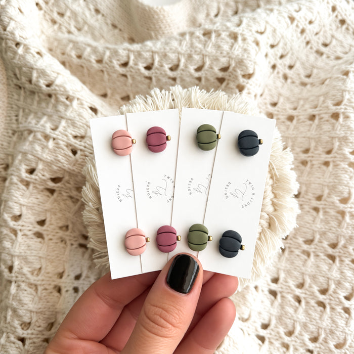 Mini Pumpkin Stud Earrings | Single Pack