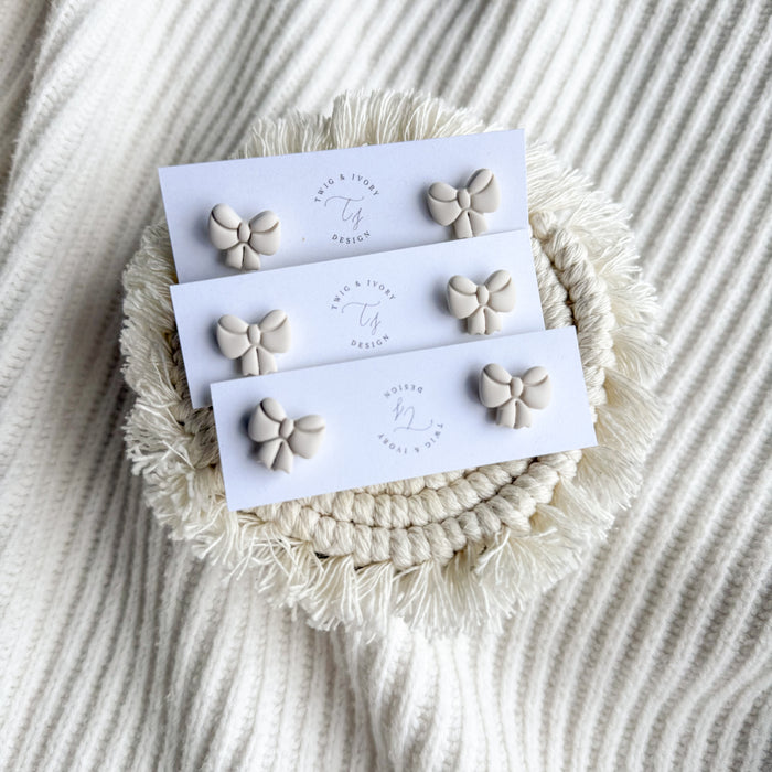 Single Bow | Statement Stud