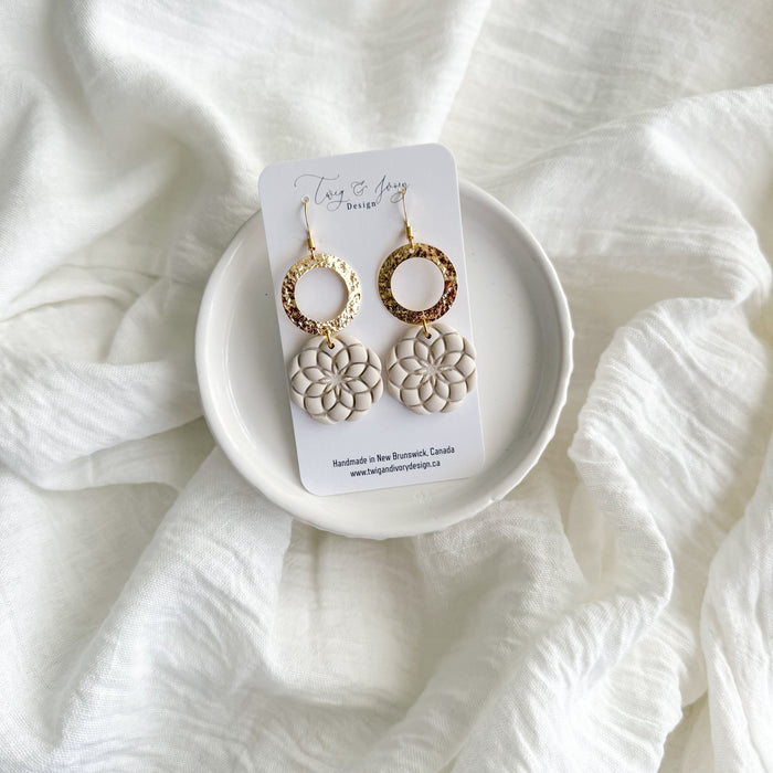 Kari Dangle Earrings | Ivory Floral Imprint