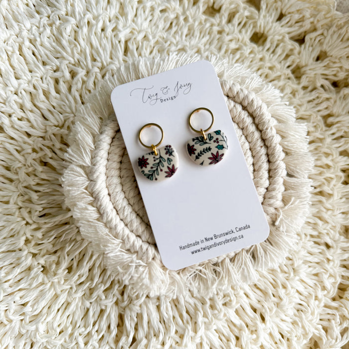 Cindy Dangle Earrings| Mistletoe